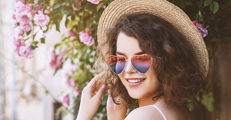 Stylish Gradient Sunglasses for Women Fashion UV400 Ladies Eyeglasses Summer Rimless Sunglasses  main image 4