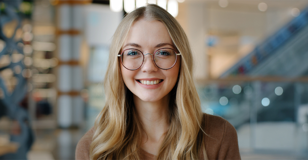 thin and light glasses